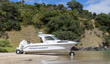 Haines Hunter Overlander Sedan OS725 | Haines Hunter