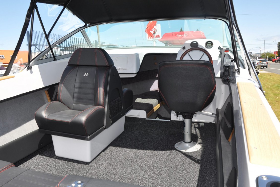 Haines Hunter SR535 Sports Runabout Boat 5m Fishing Boat, Family Boat, New Zealand