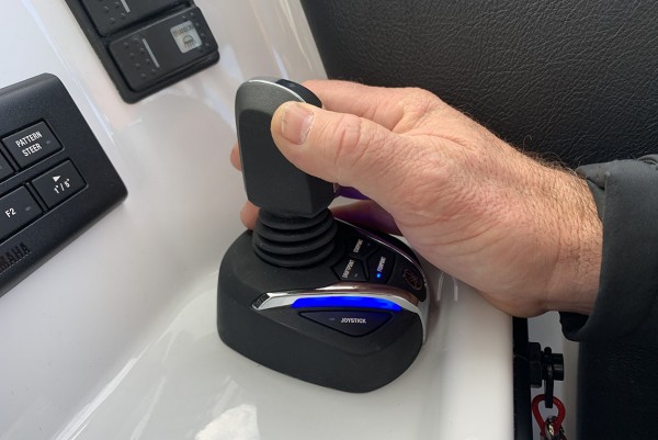 Yamaha Helm Master EX Joystick Control