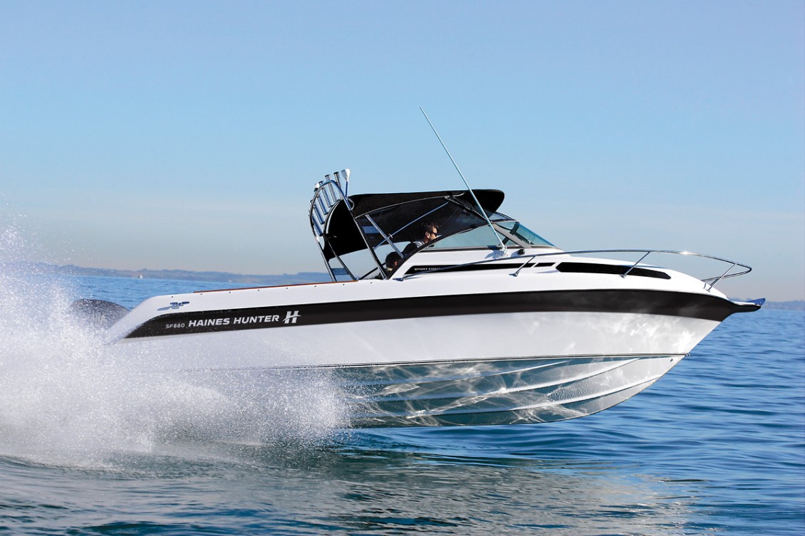 The SF660’s signature Haines Hunter Deep V hull is set at precisely 21° | REDHOT Marine